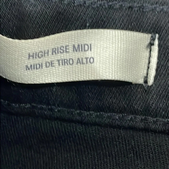 NWOT Universal Thread High Rise Mdi Black Denim Jean Shorts Cuffed 6 - Picture 11 of 14